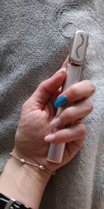 Dispositivo Lifting Viso EMS con Luce Rossa – Massaggiatore Anti-Rughe e Tonificante per Collo e Occhi